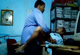 Fuck xxx " văn phòng gái trong nhà vệ sinh khiêu dâm
