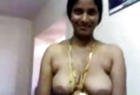 Ở ấn độ phụ nữ để cho thấy ngực cô ấy là khách hàng của cô ngực!