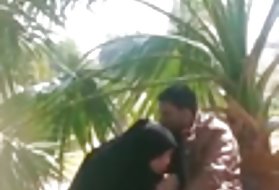 Pakistan bj tay làm việc càng lâu càng tốt nghiệp trong công viên