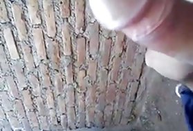 Nga video khiêu dâm trẻ, mẹ trong công cộng