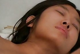Nam phun, một lil ' cô gái châu á, là