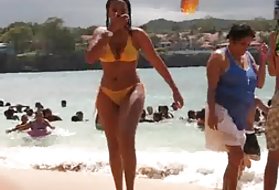 Cô gái mặc). trong bikini mặc nhật cấm trò chơi khiêu dâm